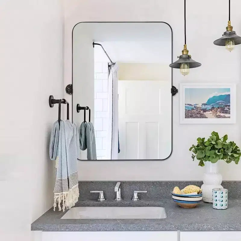 Specchio da parete rettangolare arrotondato da 91x61 cm con montaggio girevole, cornice in metallo nero